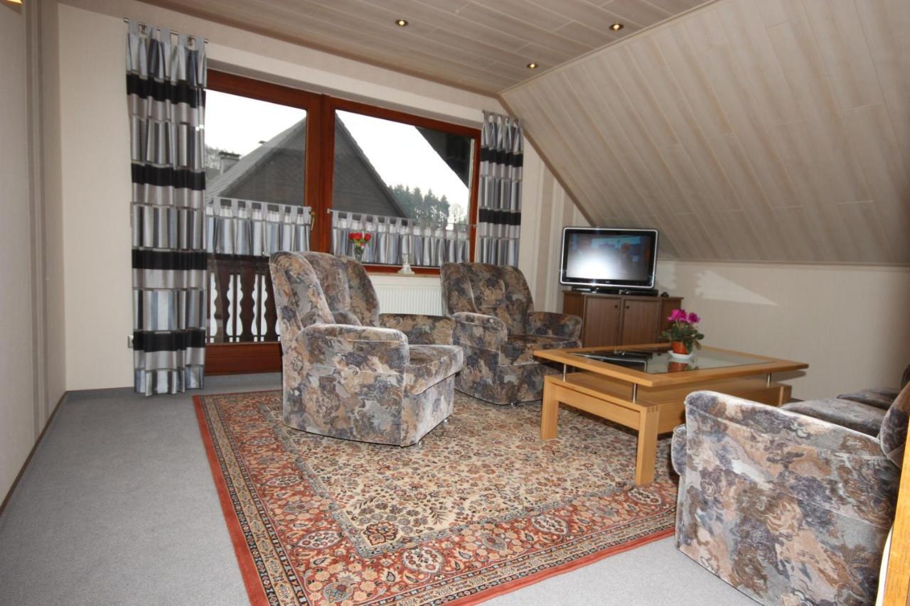 Ferienhaus Marienweg Hallenberg Habitación foto