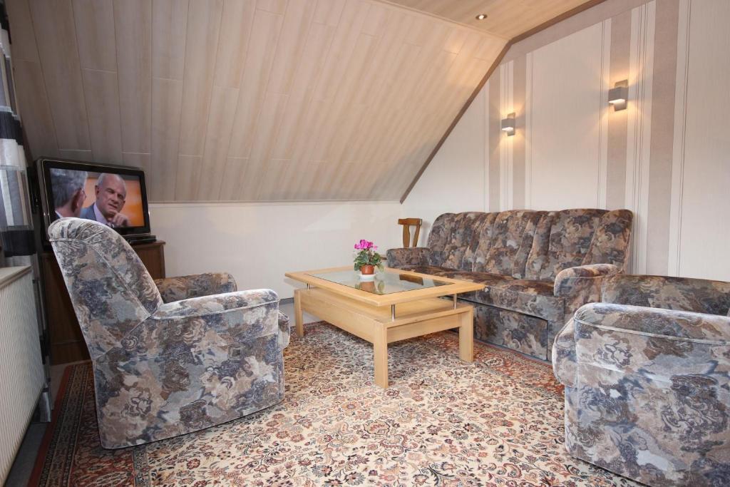 Ferienhaus Marienweg Hallenberg Habitación foto